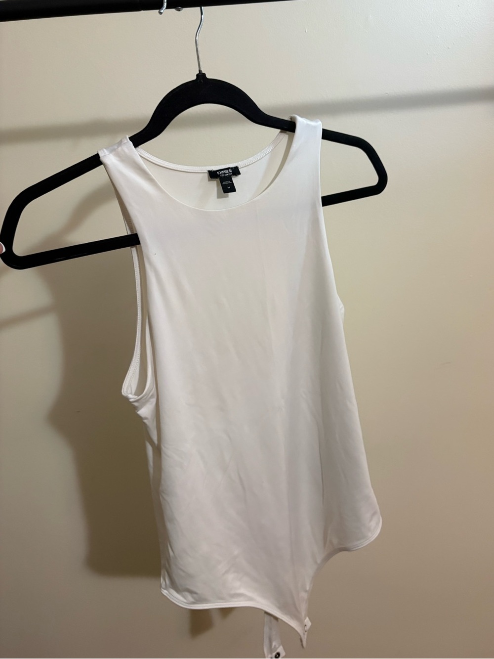 Express White Top